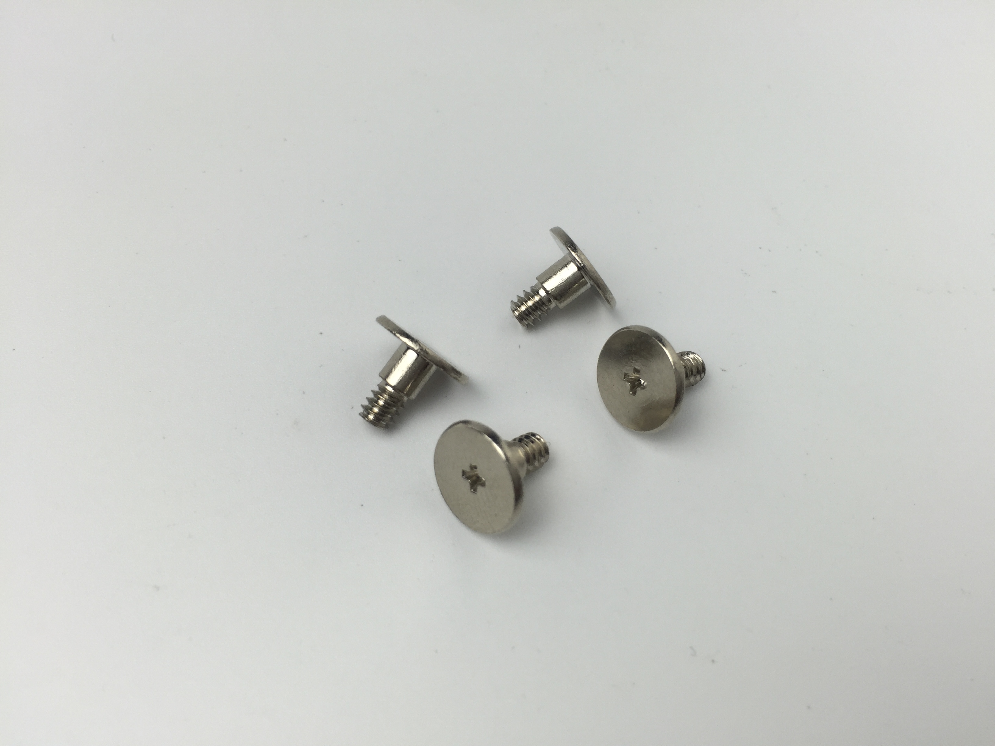 M3.5X7.5臺階螺絲、鐵鎳